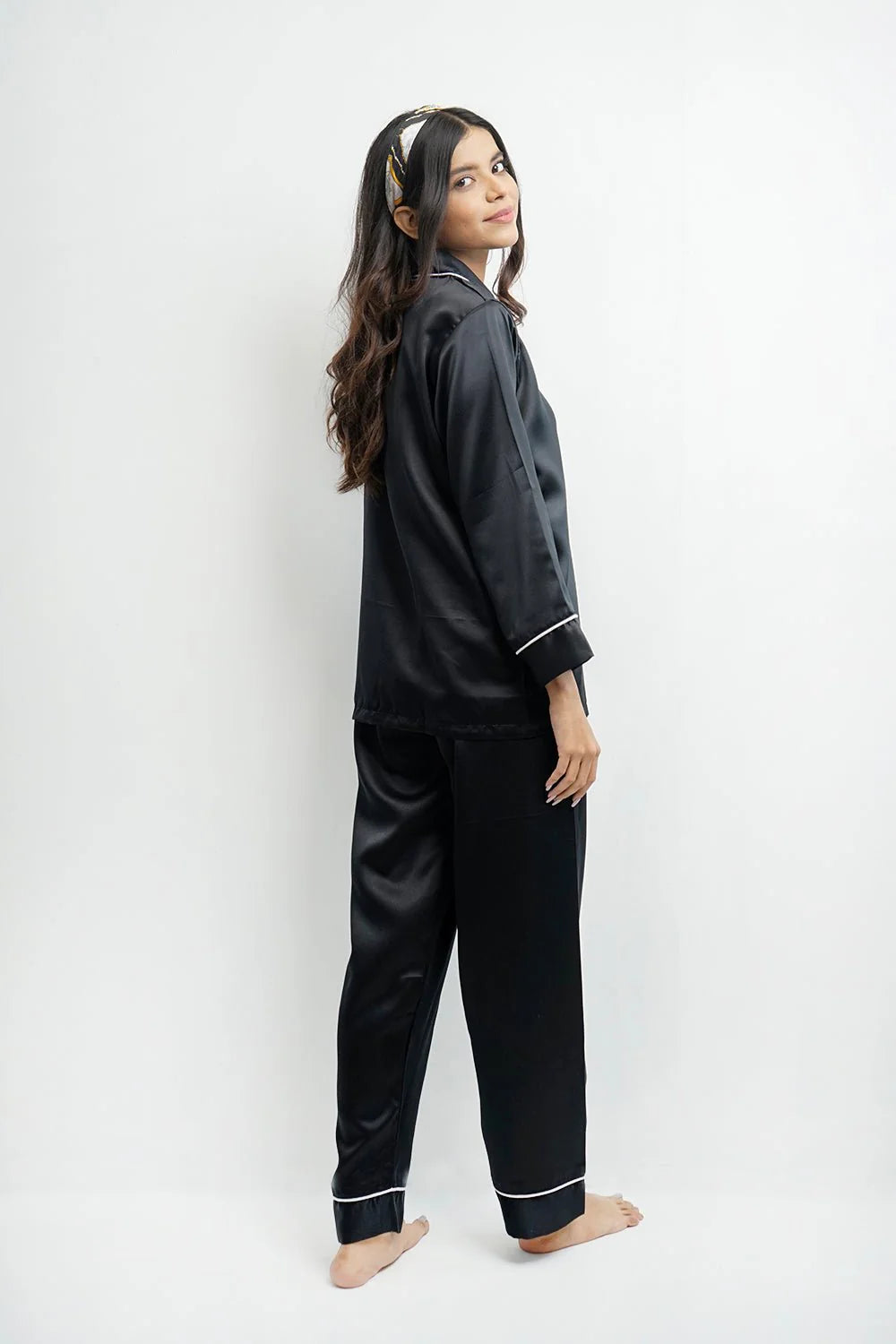 Silky Comfort Sleepwear - Black